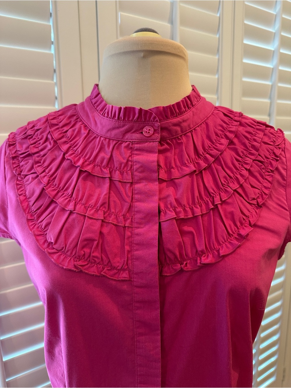 Worthington Ruffled Collar Cap-Sleeved Blouse - Fuchsia Pink
